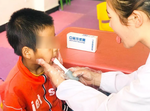 孩子五歲還不會講話，需要治療嗎？